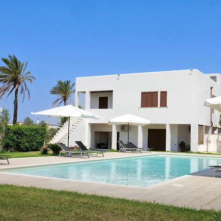 Tenuta Ricco With Pool And Garden Cursi Exteriör bild